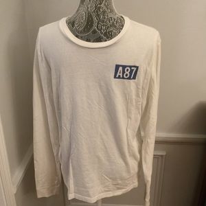 YOUNG MANS LONG SLEEVE CREW NECK KNIT SHIRT 🌻